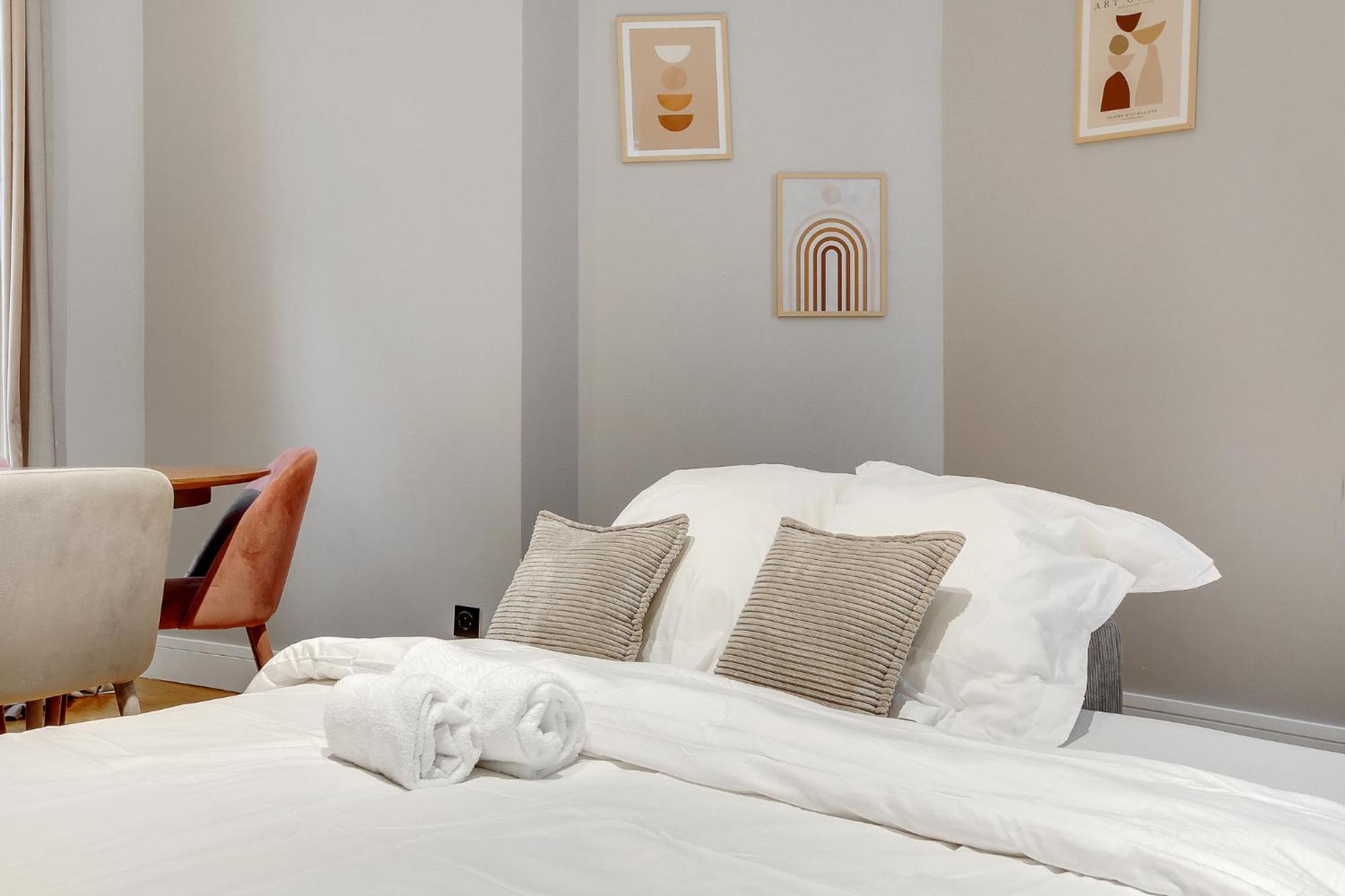 Grand 1br - Luxe Arc De Triomphe *
